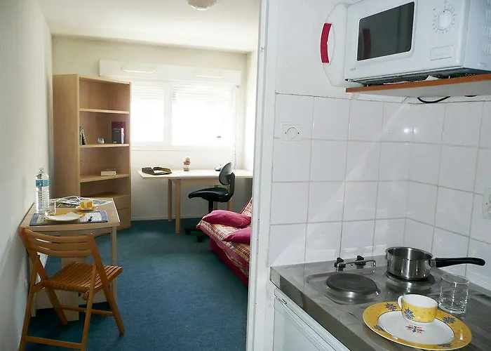 Aparthotel Séjours&affaires Lamartine 3*