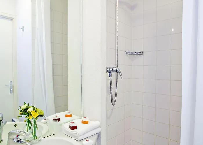 Séjours&affaires Lamartine Aparthotel