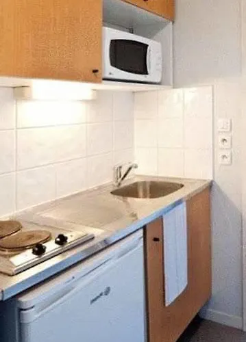 Séjours&affaires Lamartine Aparthotel